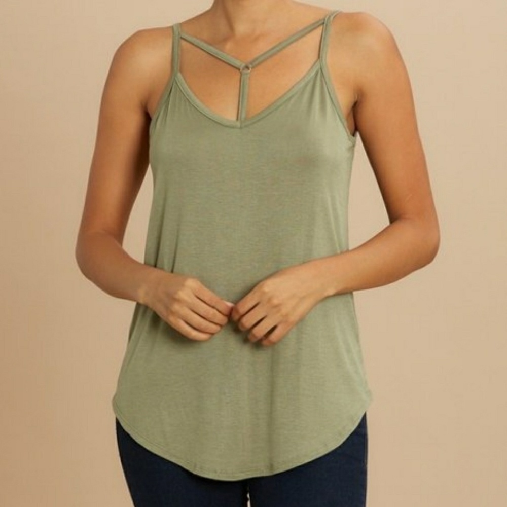🆕 T STRAP TANK🌿